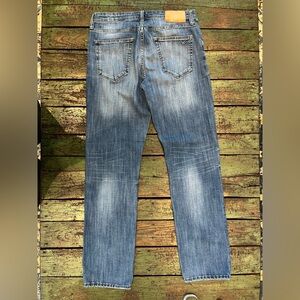 William Rast men’s jeans. 33x32